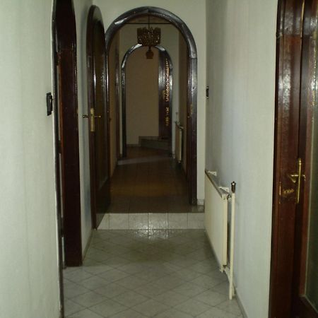 Hotel Palota Boedapest Buitenkant foto