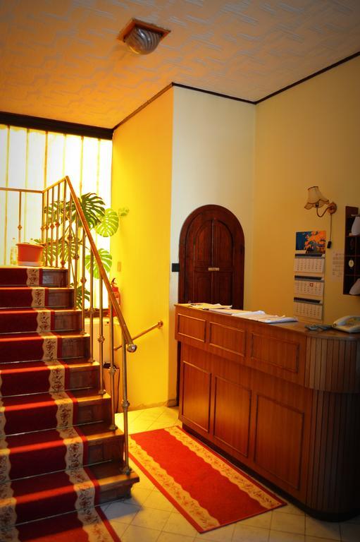 Hotel Palota Boedapest Buitenkant foto