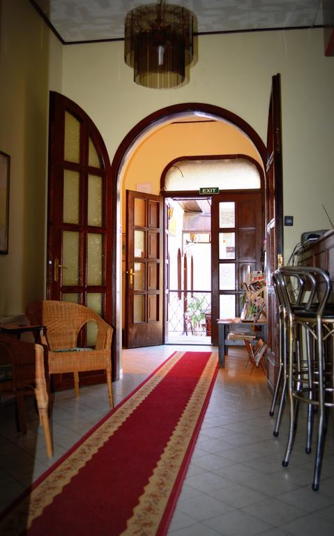 Hotel Palota Boedapest Buitenkant foto