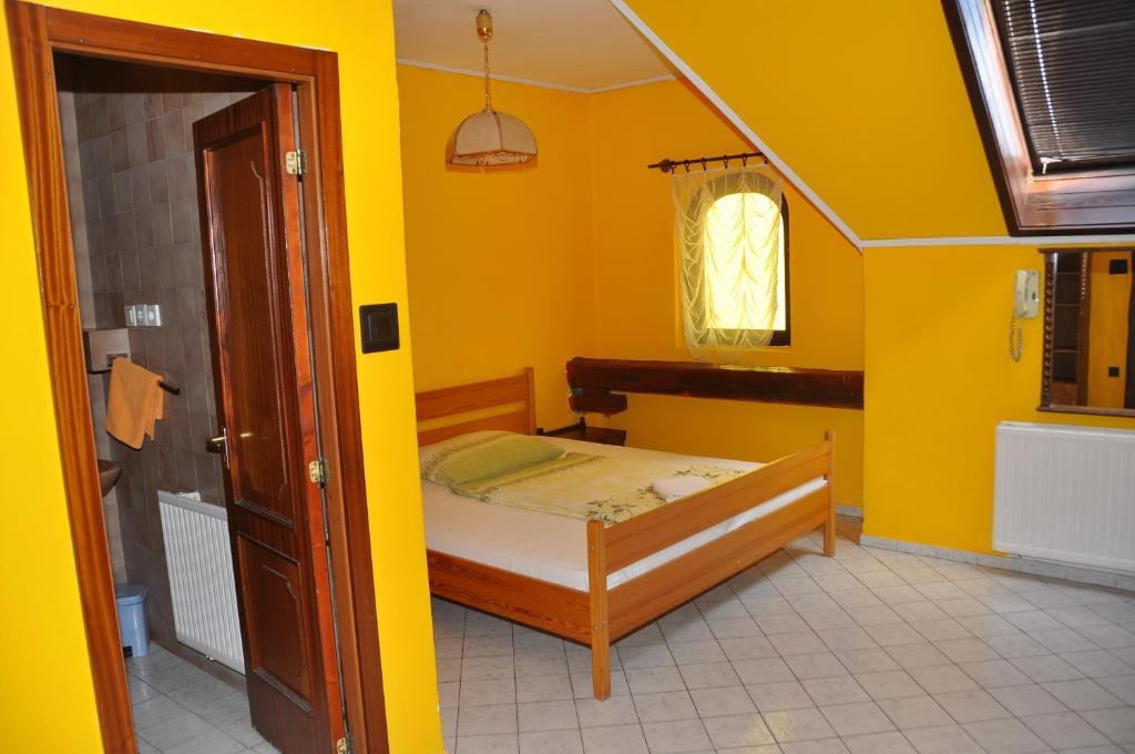 Hotel Palota Boedapest Kamer foto