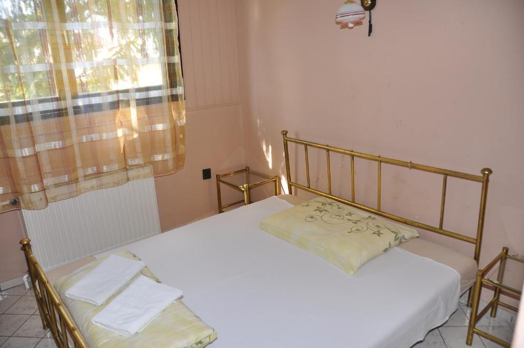Hotel Palota Boedapest Buitenkant foto