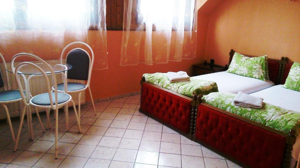 Hotel Palota Boedapest Buitenkant foto